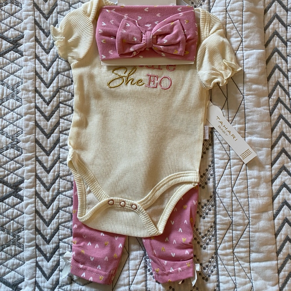 NWT Tahari Baby 3‎ Piece Bodysuit, Pant, Headband Set